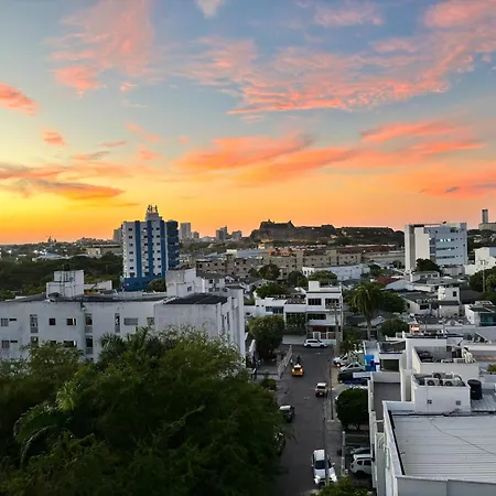 Confortable Con Gran Vista A La Ciudad Apartamento *