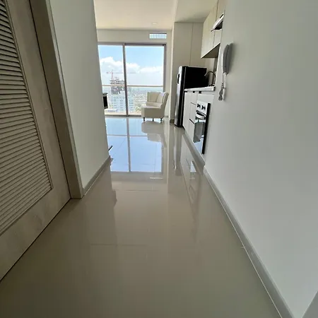 Apartamento Confortable Con Gran Vista A La Ciudad Cartagena